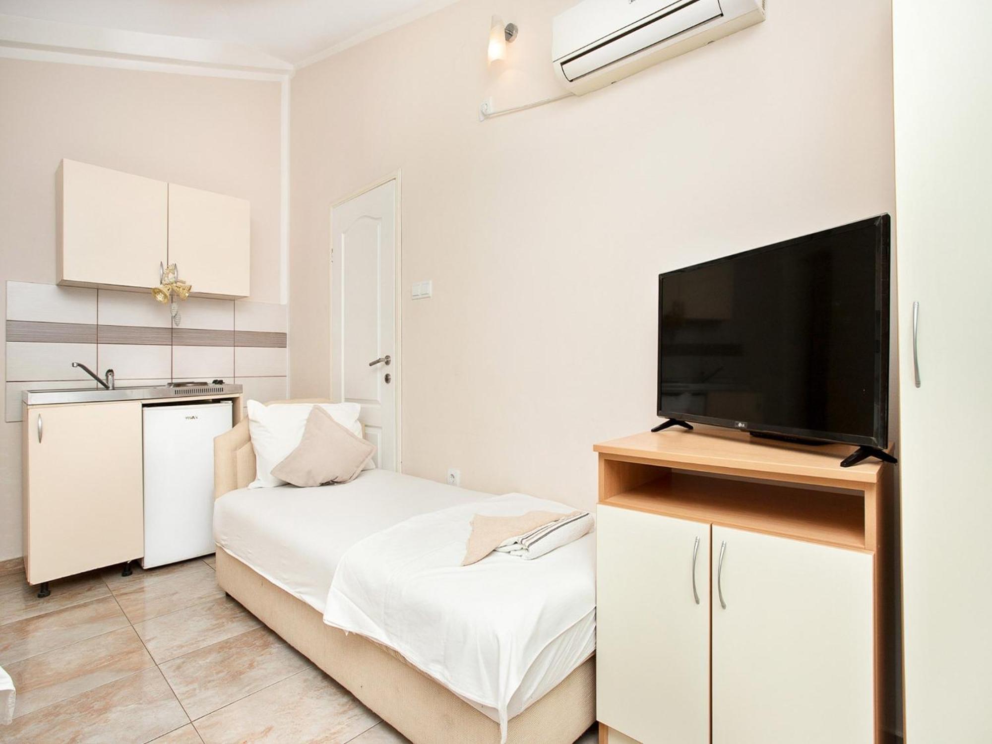 Apartments Mik5 - Famous Beach Jaz Budva Exterior foto