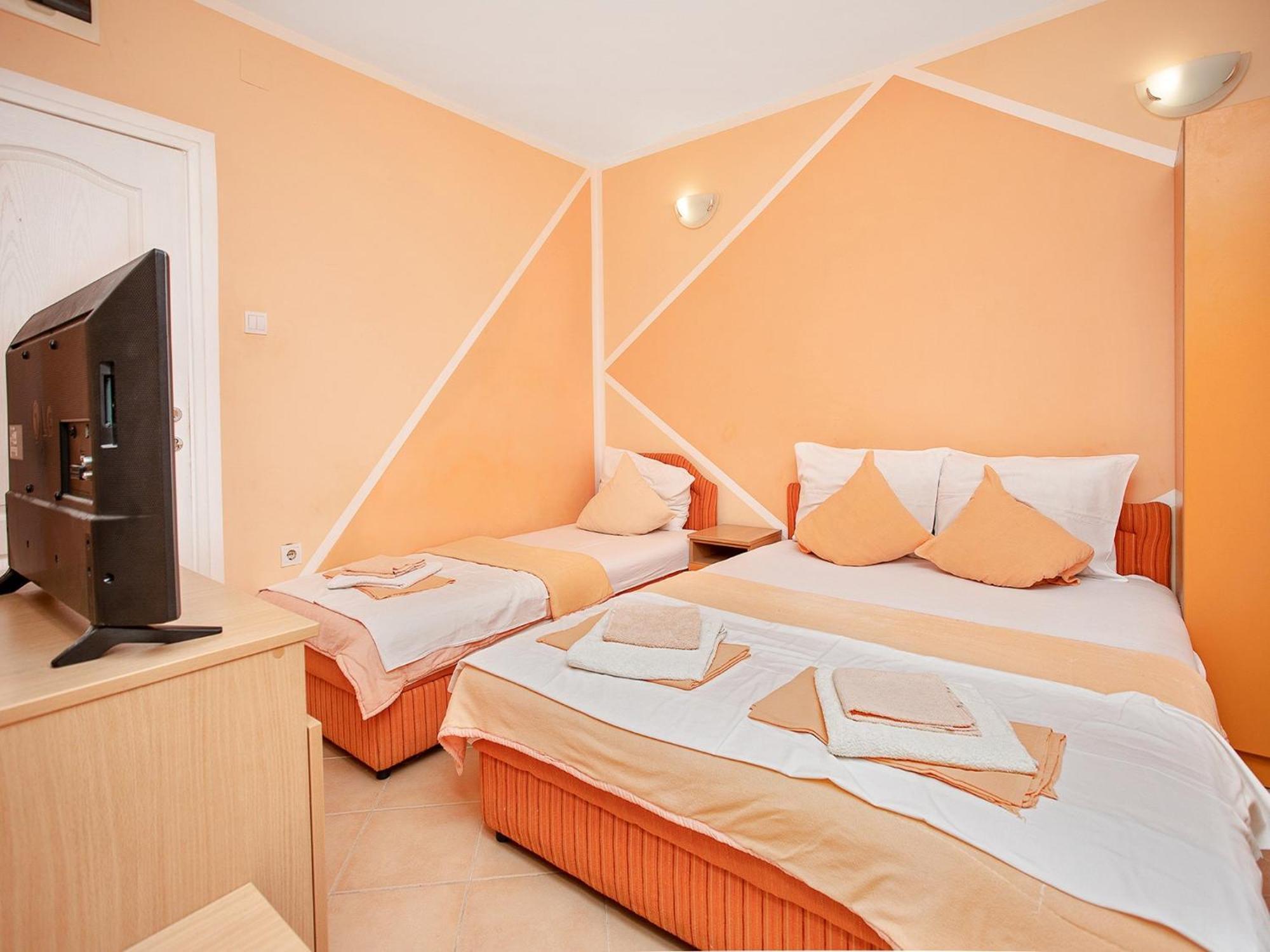 Apartments Mik5 - Famous Beach Jaz Budva Quarto foto